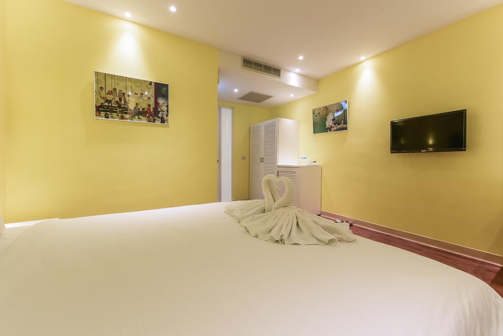 Lion King Hotel Kaohsiung Chambre photo