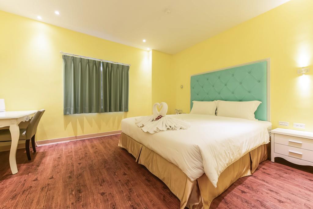 Lion King Hotel Kaohsiung Chambre photo