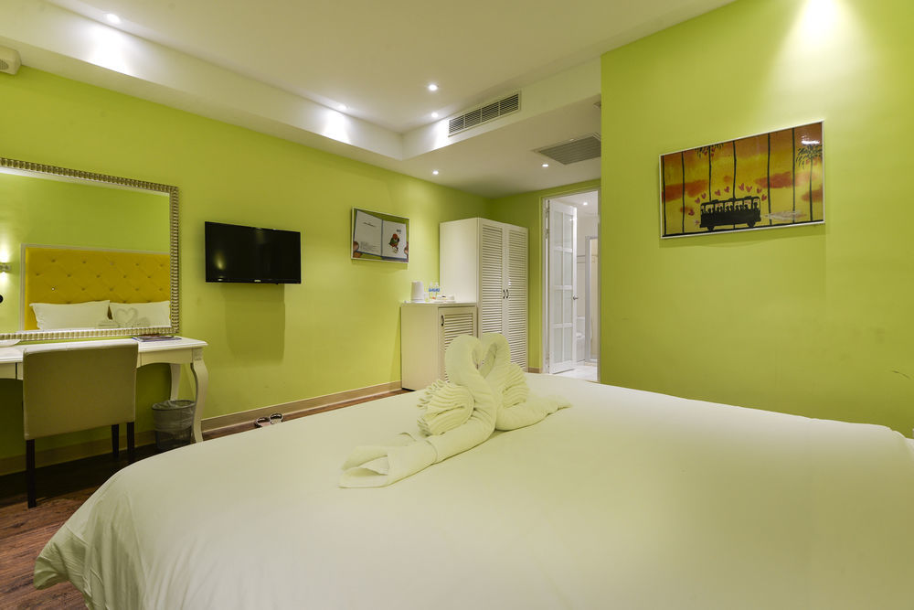 Lion King Hotel Kaohsiung Extérieur photo