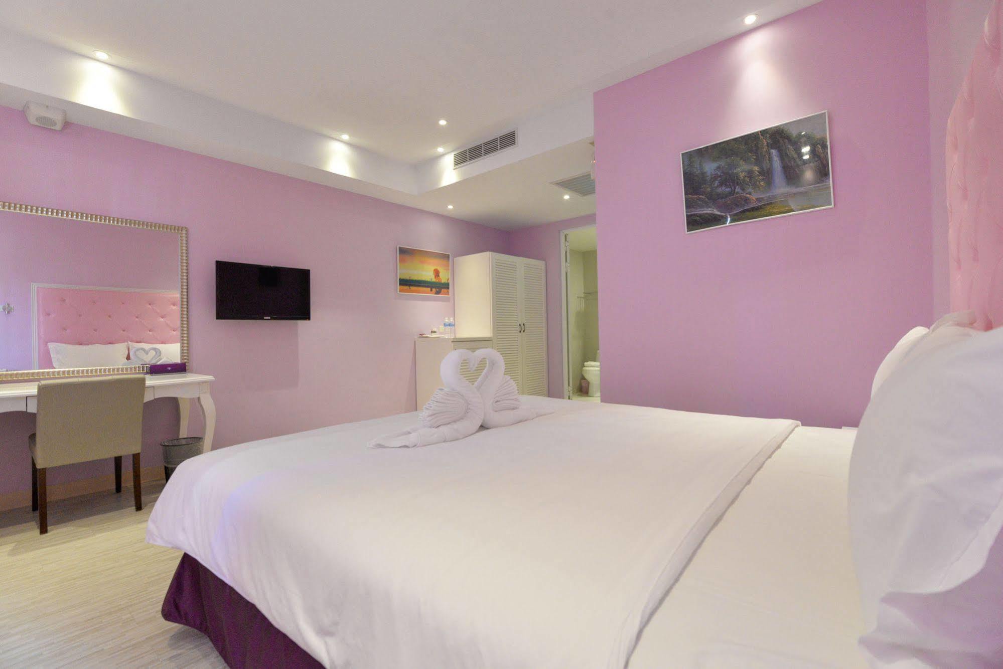 Lion King Hotel Kaohsiung Extérieur photo